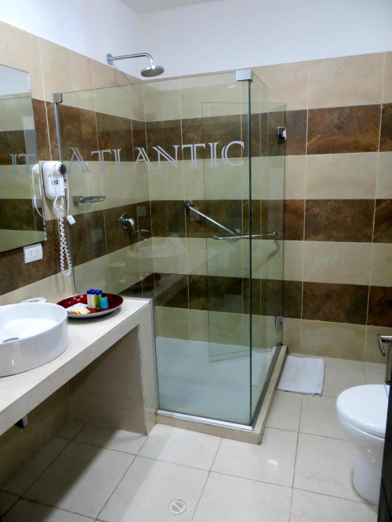 Atlantic Lux Hotel 4*