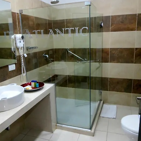 Atlantic Lux Hotel 4*